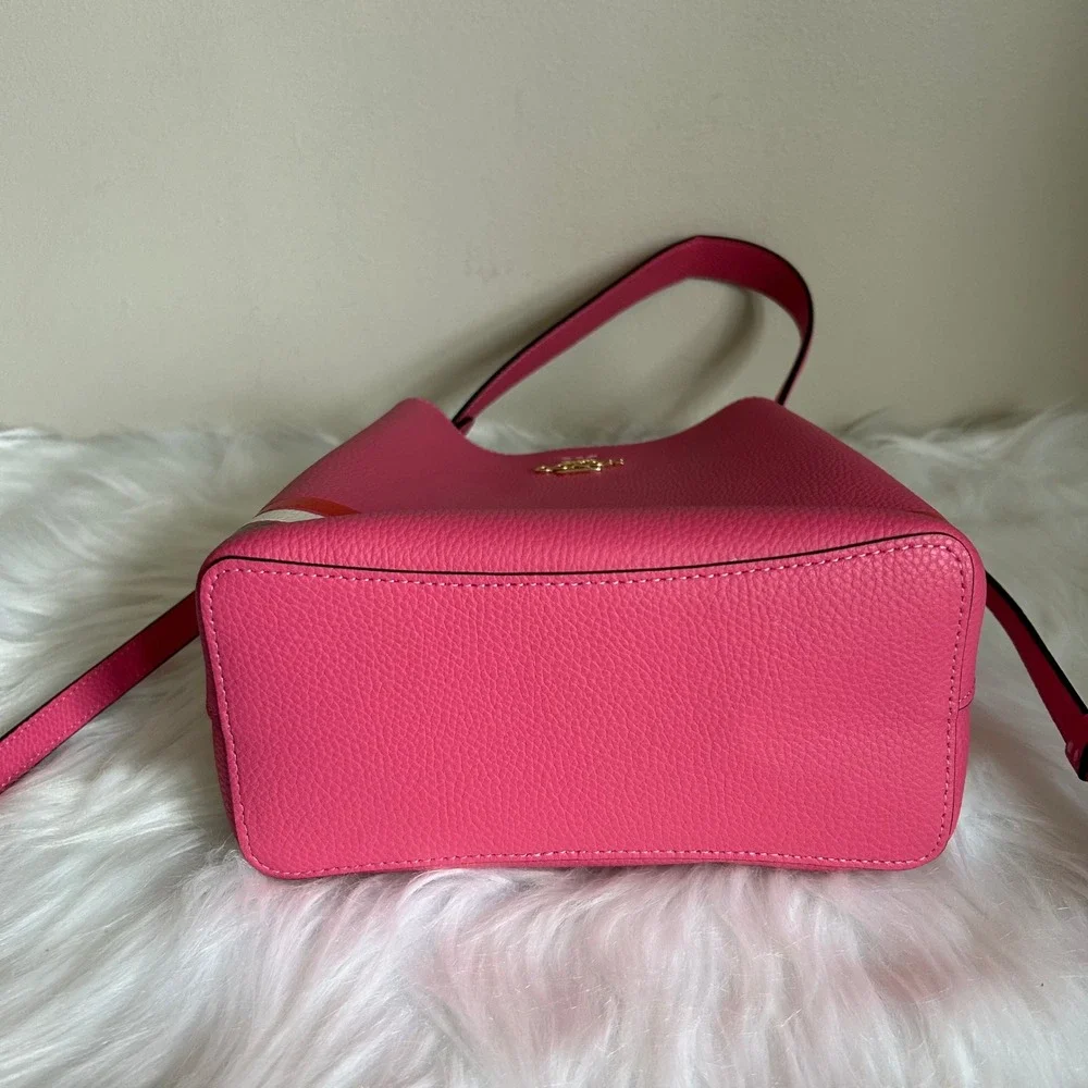 Coach‎ Small Town Bucket Bag Confetti Pink Pebble Leather Shoulder Bag Excellent